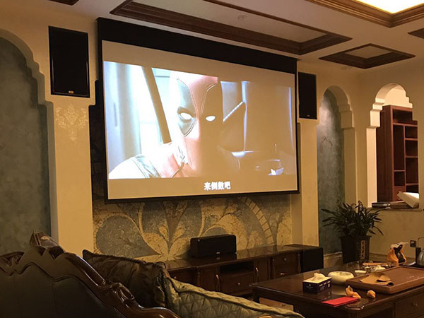 ���̰���